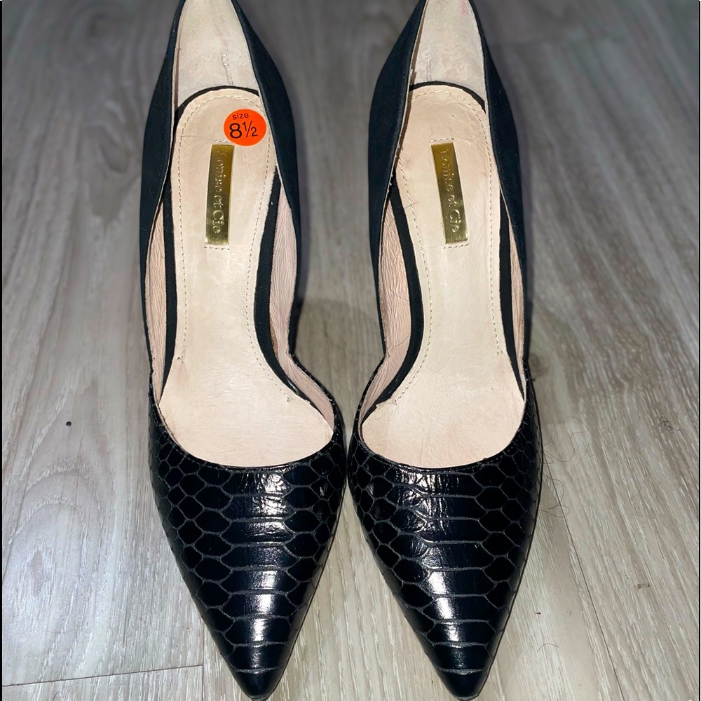 Black genuine leather Louise et Cie heels